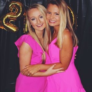 Meet your Posher, Taylor brooke